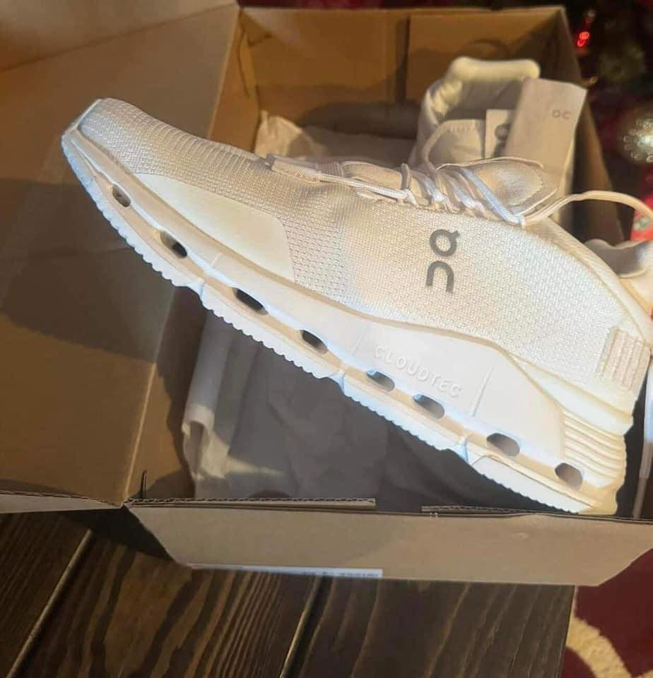 Cloud nova shoe pallet