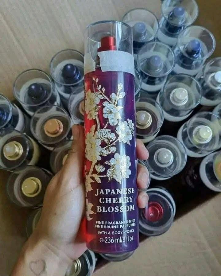 Pallet of Victorias secret cream spray lotion