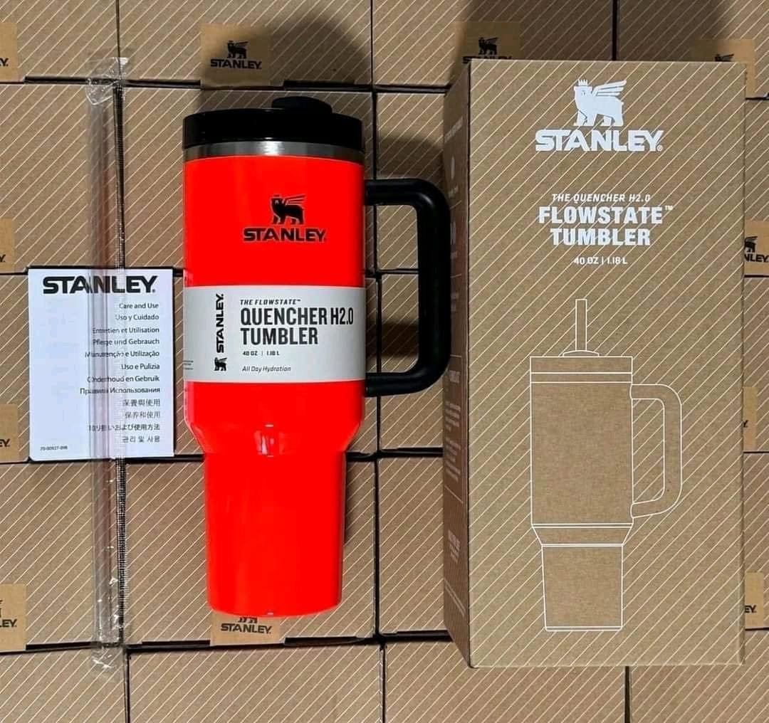 Stanley cups pallet