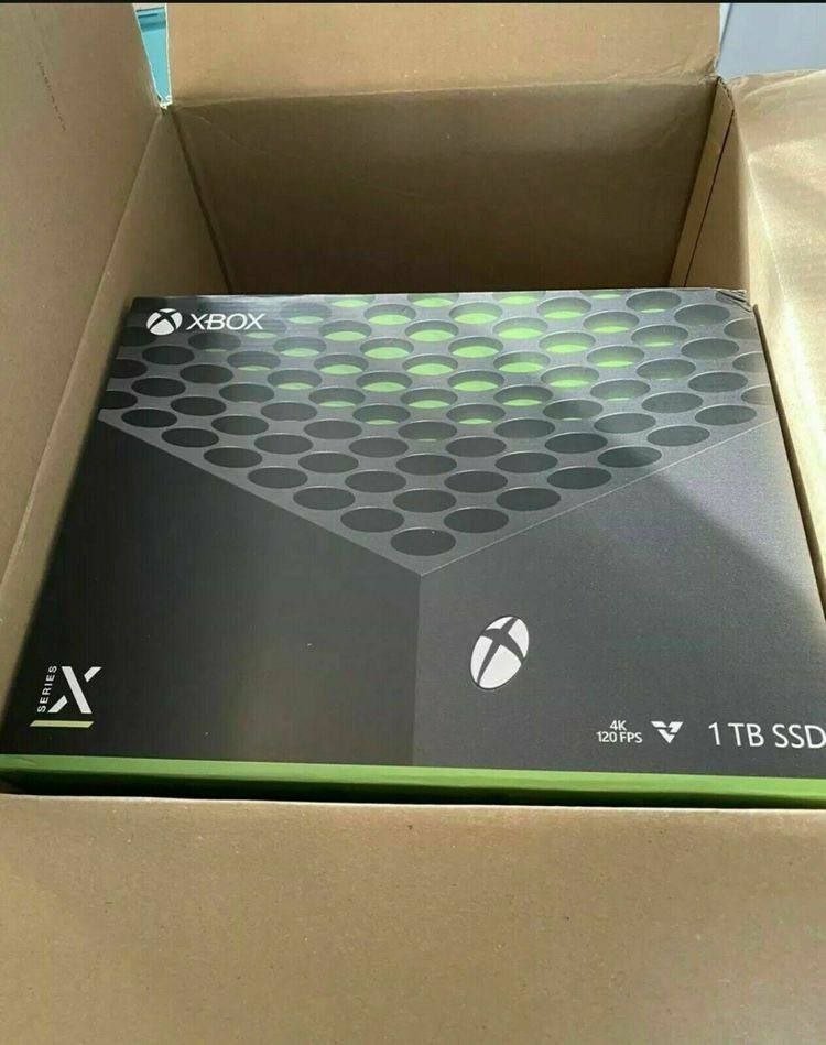 GIANT Pallet of XBOX & PS5 Returns
