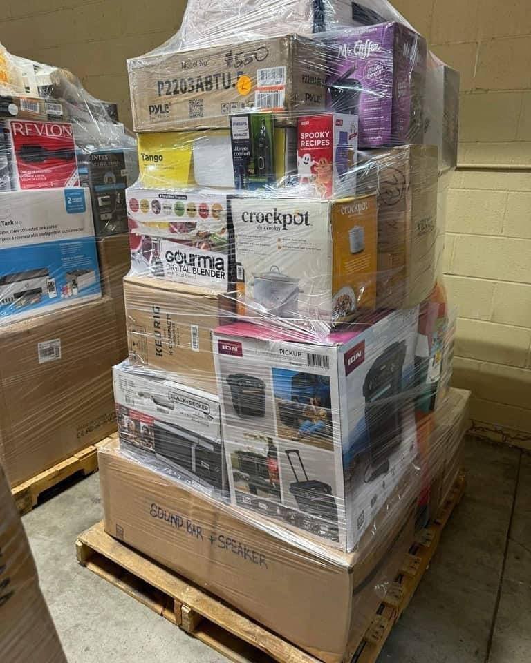 Pallet of kitchen appliances